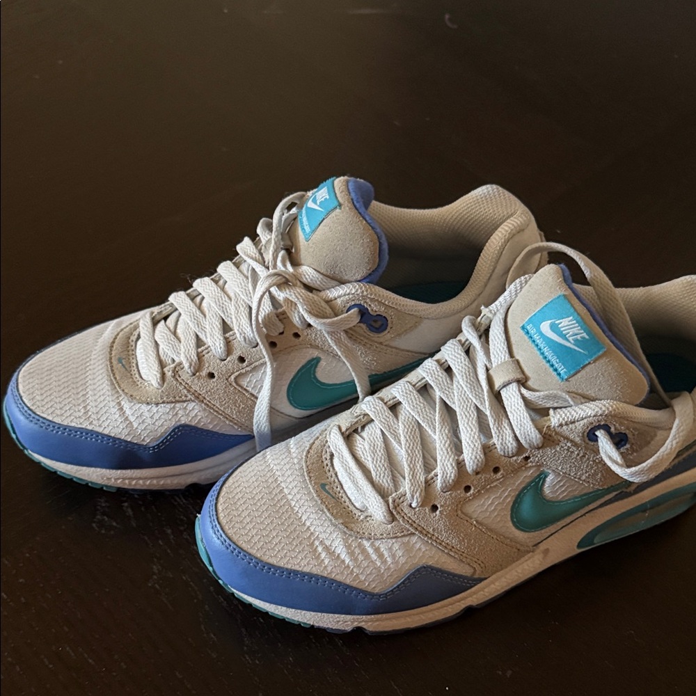 Nike Navigate White and Teal/Blue